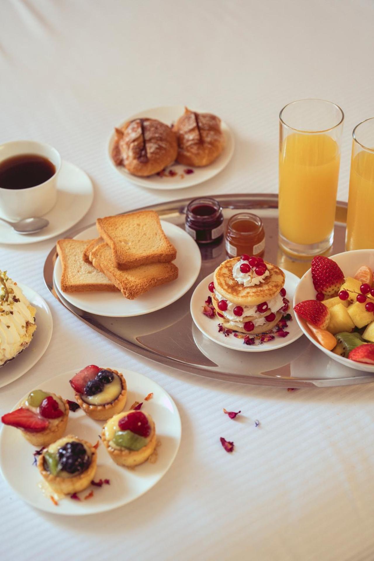 Otivm Hotel Рим Экстерьер фото
