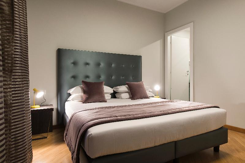 Otivm Hotel Рим Экстерьер фото